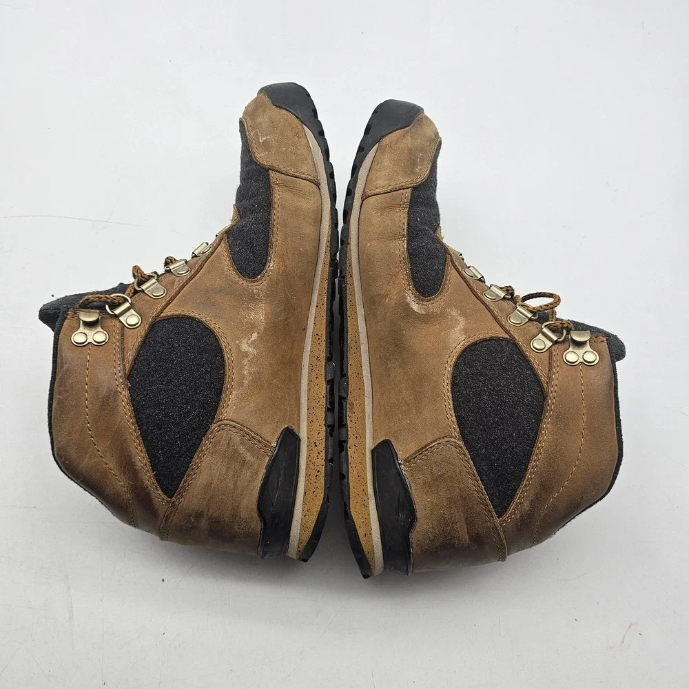 Danner‎ Boots Mens Size 9.5 Brown Leather Wool Lined Hiking Chukka Trail Outdoor